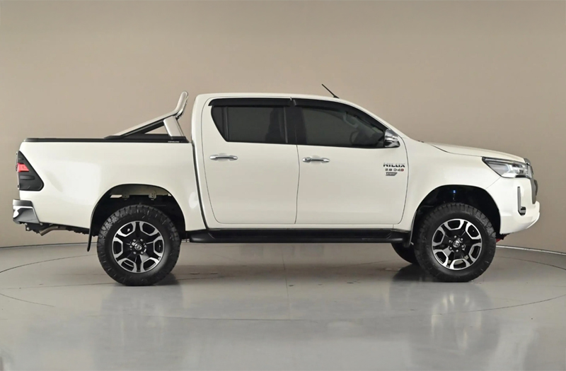 06-Toyota-Hilux-Detail-02